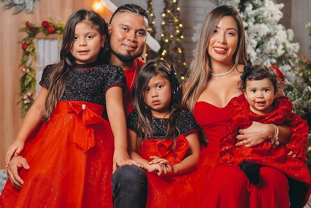 Luis Arraez and Gladys Penalver De Arraez Family Pictures